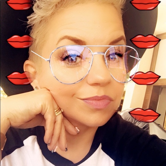 Sam, Sammie, Samantha, GiGi - Many names - all me! - Picture 2 of 3